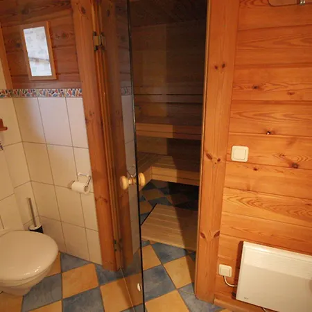 Holzhaus 