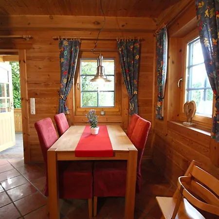 Holzhaus 